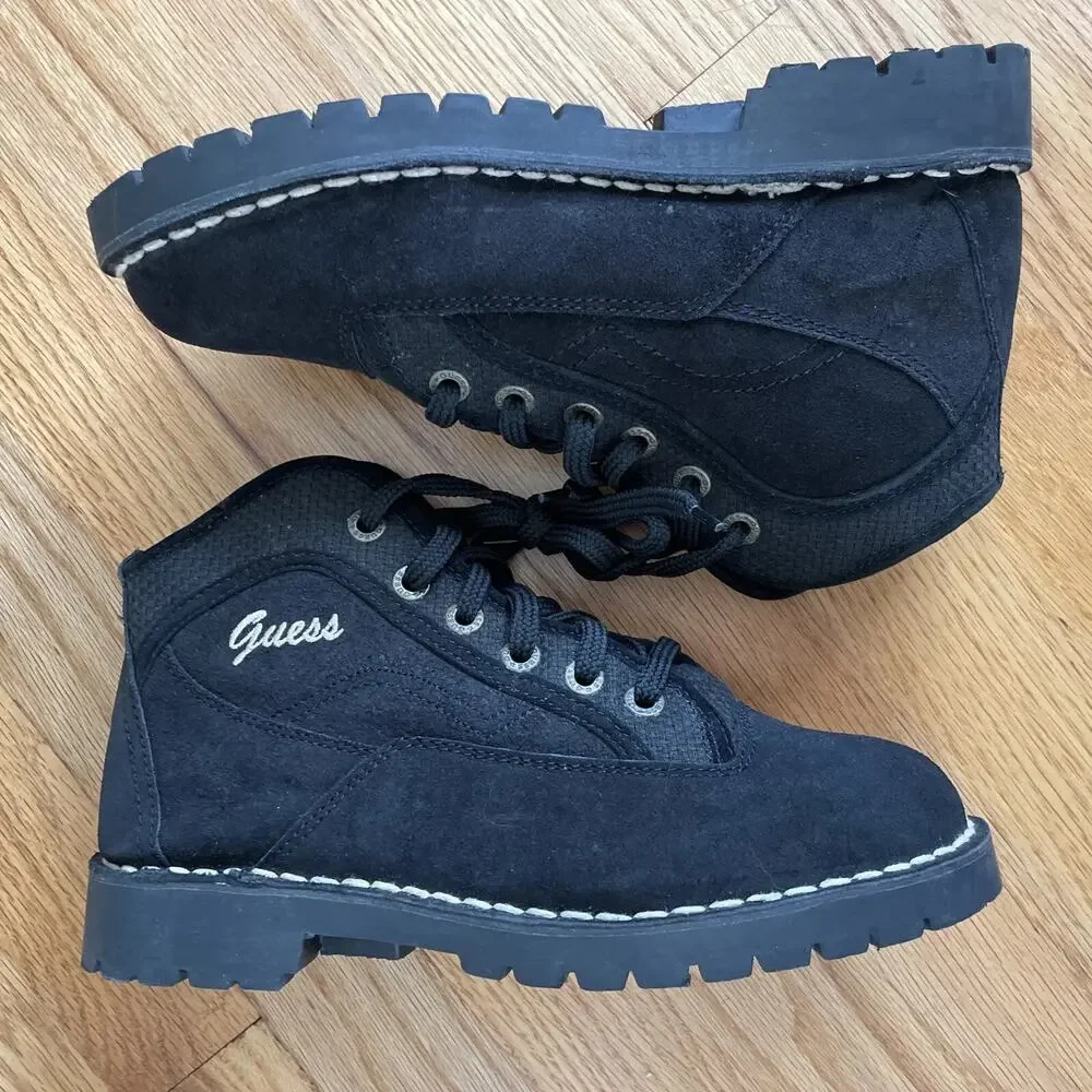 Guess Women's 7.5 Black Suede Boots worn once mid top lace up Shoes BP